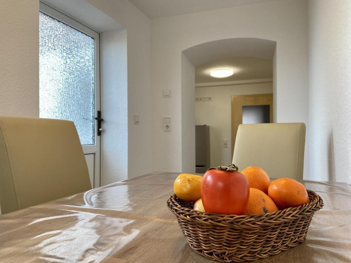 Ferienhaus Julian 塔勒 外观 照片